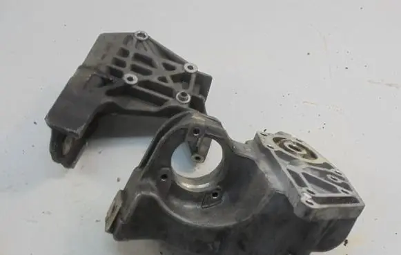 Lancia Thesis Engine mounting bracket 60667454
