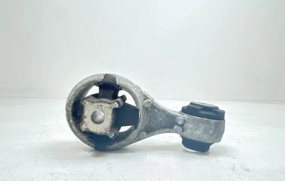 Nissan Qashqai Engine mount bracket 11350JD000