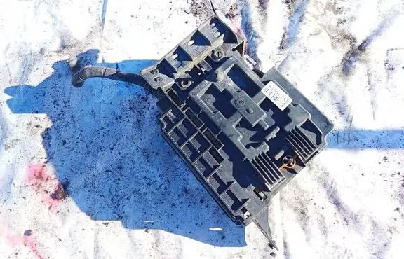 Peugeot 207 Battery box tray 9655321380