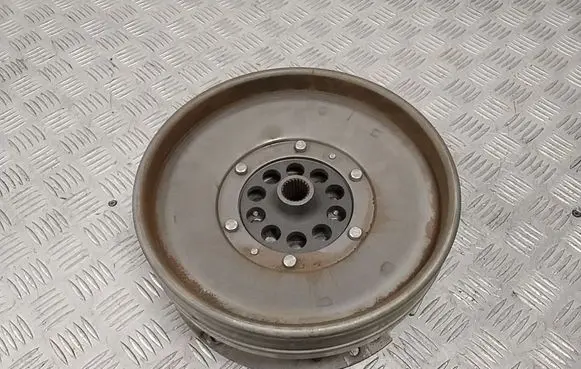 Audi A5 8T 8F Dual mass flywheel 0AW105317G