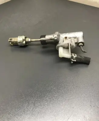 Toyota Camry Clutch slave cylinder 