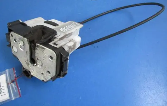 Fiat Panda 141 Front door lock 46803510