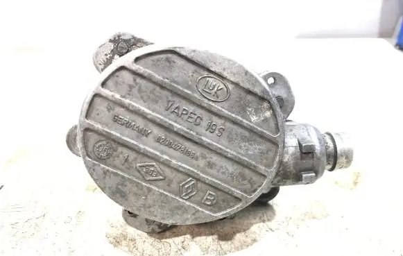 Renault Master II Vacuum pump 8200478188