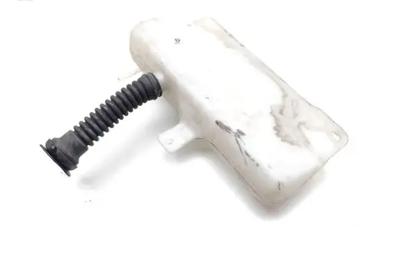 Mitsubishi Montero Windshield washer fluid reservoir/tank 060351-576 060210-1480