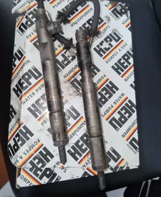 Land Rover Discovery Fuel injector 90p37