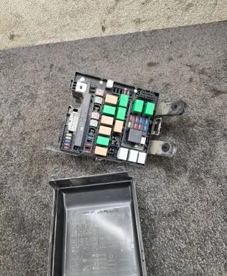 KIA Sportage Fuse module 914513U514