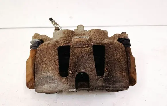 Chrysler Town & Country V Front brake caliper