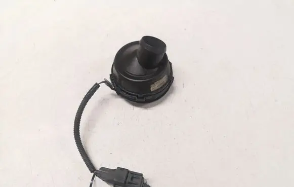 Volvo V70 Engine control unit/module fan 0130002843