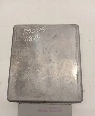 Ford Focus Engine control unit/module 98BP12A650TA 0185A7F12