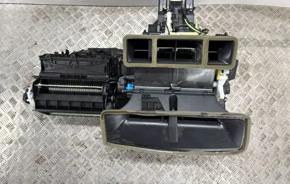 Audi Q3 F3 Interior heater climate box assembly 5QB816005F 3Q1819021C