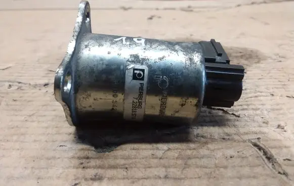 Opel Vivaro EGR valve 722818570