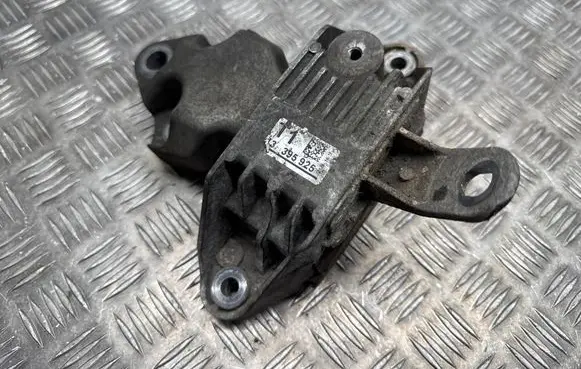 Opel Zafira C Engine mount bracket 13395925