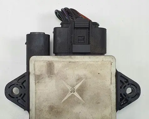 Mercedes-Benz CLK A209 C209 Glow plug pre-heat relay 0522140709