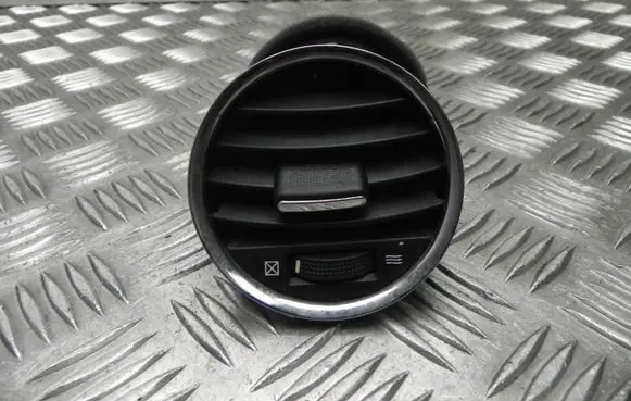 Chevrolet Cruze Rear air vent grill 96829318 T3791