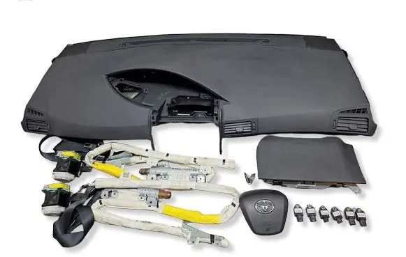 Toyota Verso Airbag set with panel 554000F040B0 739700F030 621700F030