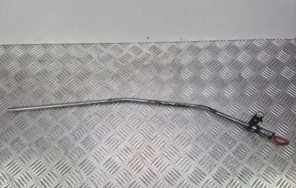 Mercedes-Benz Vito Viano W639 Oil fill pipe 64600