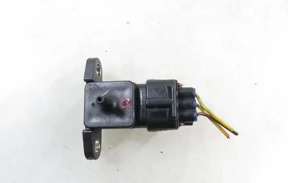 Toyota RAV 4 (XA20) Turbo air boost pressure sensor 0798005130 8942120210