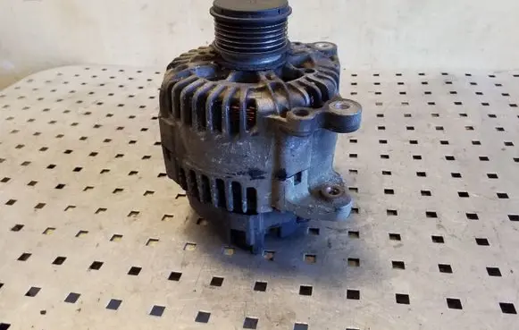 Volkswagen Tiguan Generator/alternator 06F903023C TG14C011 2542695G