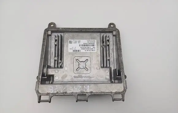 Mercedes-Benz B W245 Engine control unit/module A2661539679 A0024463040