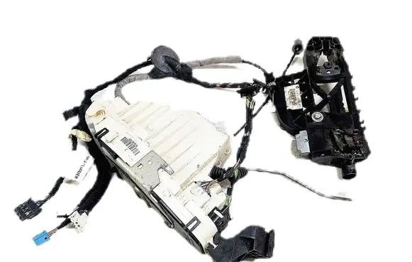 Mercedes-Benz S W221 Rear door lock A2217300335