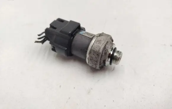 Lexus RX 330 - 350 - 400H Air conditioning (A/C) pressure sensor 4434400760