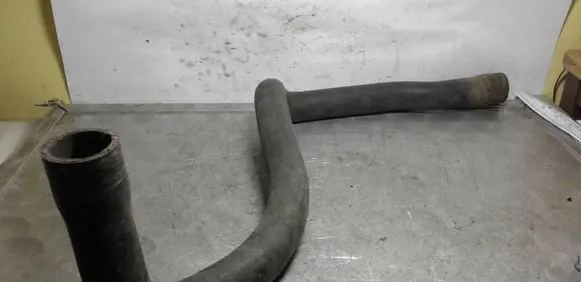 Volkswagen Golf IV Engine coolant pipe/hose 1J0122157N