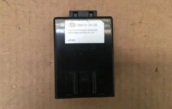 KIA Soul Seat belt warning relay 952102K100