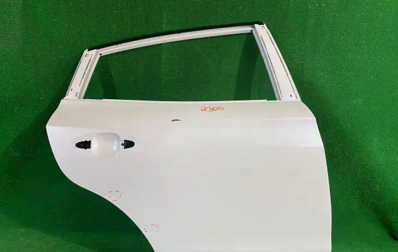 Subaru XV II Rear door