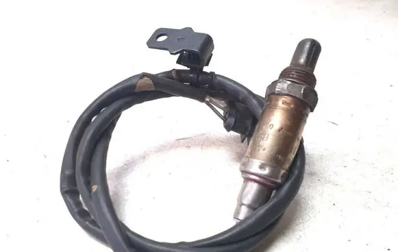 Audi A4 S4 B5 8D Lambda probe sensor 058906265A
