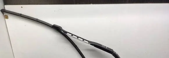 Mercedes-Benz GLE (W166 - C292) Front wiper blade arm 24028055H