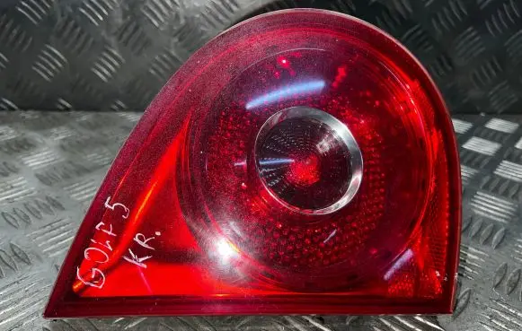 Volkswagen Golf V Tailgate rear/tail lights 285001