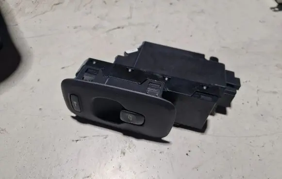 Volvo XC90 Electric window control switch 30737519