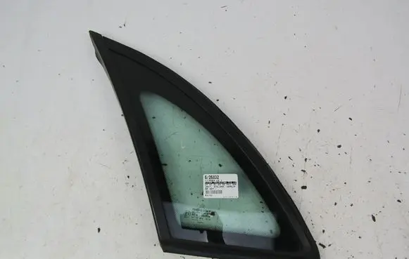 Citroen C5 Rear side window 