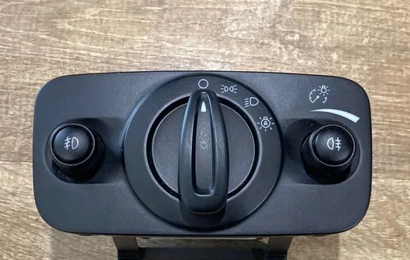 Ford Kuga II Light switch AV6T13A024EC 10099414 G0SM9