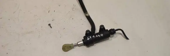 BMW 1 E81 E87 Clutch master cylinder 6773570 19670610