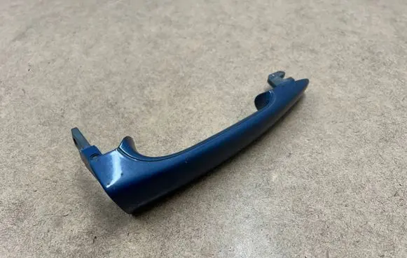 BMW 3 E46 Front door exterior handle 51210018013 0018013