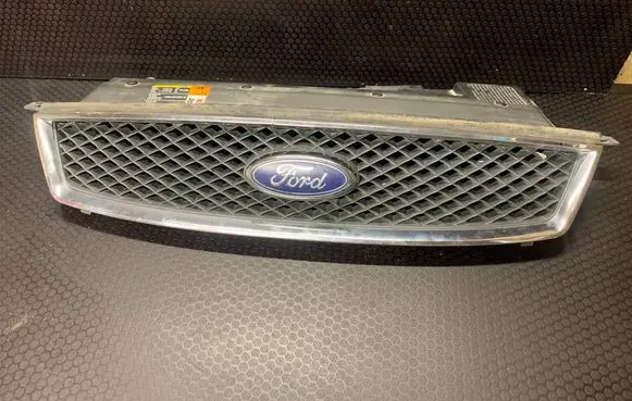 Ford Focus C-MAX Front grill 3M51R8B271AD 3M5116613A