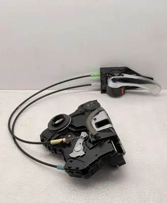 Toyota RAV 4 (XA30) Front door lock 6903042221 5103115