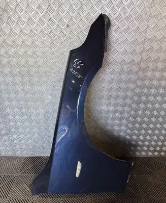 BMW 5 E60 E61 Fender
