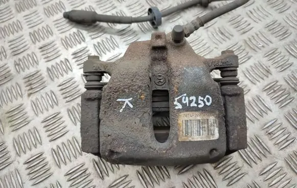 Peugeot 2008 I Front brake caliper
