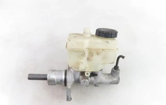 BMW 7 E38 Master brake cylinder 32066665