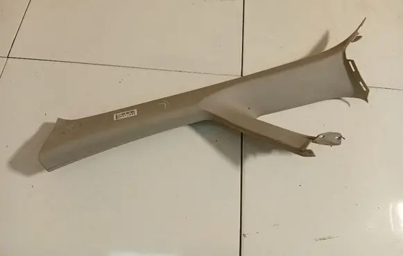 Toyota Auris 150 (C) pillar trim 6222002050 62220-02050