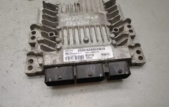 Ford Mondeo MK IV Engine control unit/module 7G9112A650PD