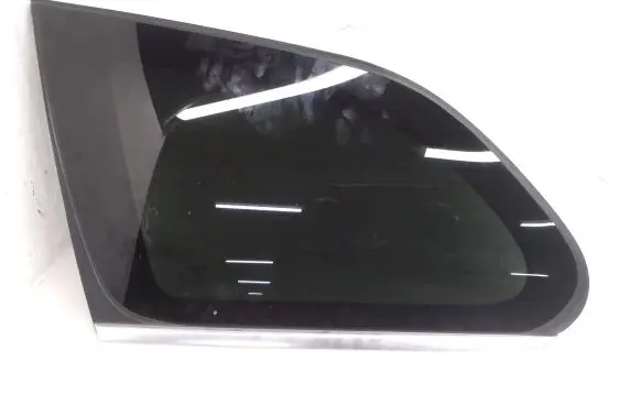 Volvo XC60 Rear side window