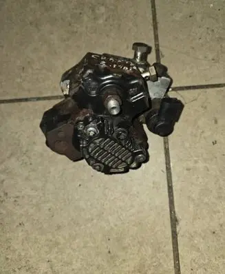 Volkswagen Crafter Fuel injection high pressure pump 0445010125 059130755N