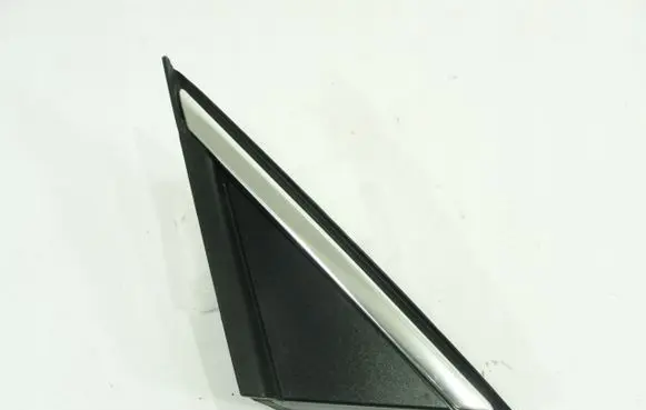 Opel Astra K Fender end trim 39041995
