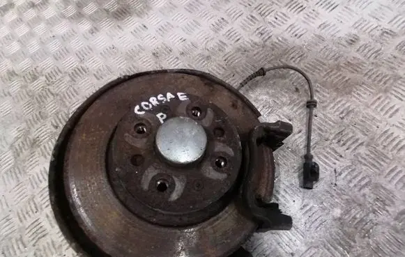 Opel Corsa E Rear wheel hub spindle/knuckle 