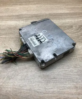 Mazda Demio Engine control unit/module ECU B5E318881C 2797001042 B5E3