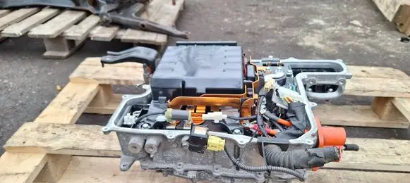 Toyota Prius (NHW20) Voltage converter inverter G920047110 PC09WM054