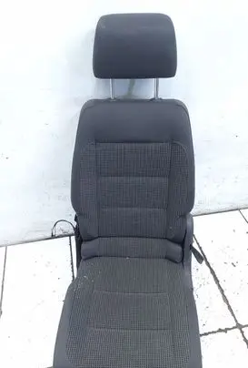 Volkswagen Touran I Rear seat 